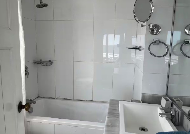 Excelente Penthouse reciclado primera linea frente al mar en Montoya